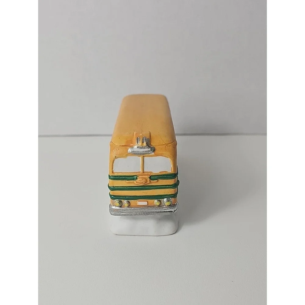 It's a Wonderful Life Holiday Village‎ 1997 RARE- Bedford Falls Bus Co.